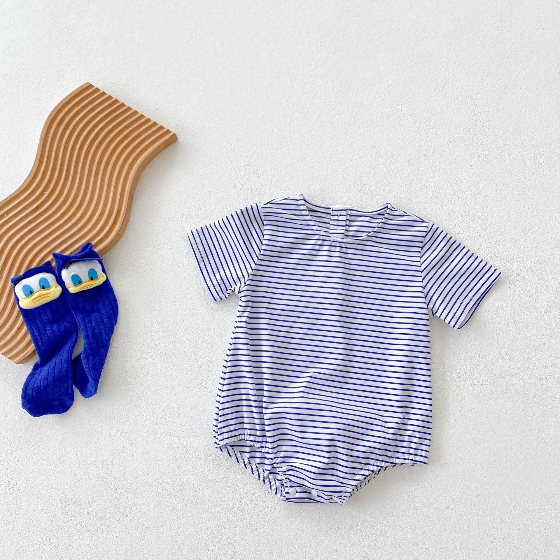 Cute oversized, bubble striped baby romper for summer/spring. Unisex, gender neutral perfect baby shower gift