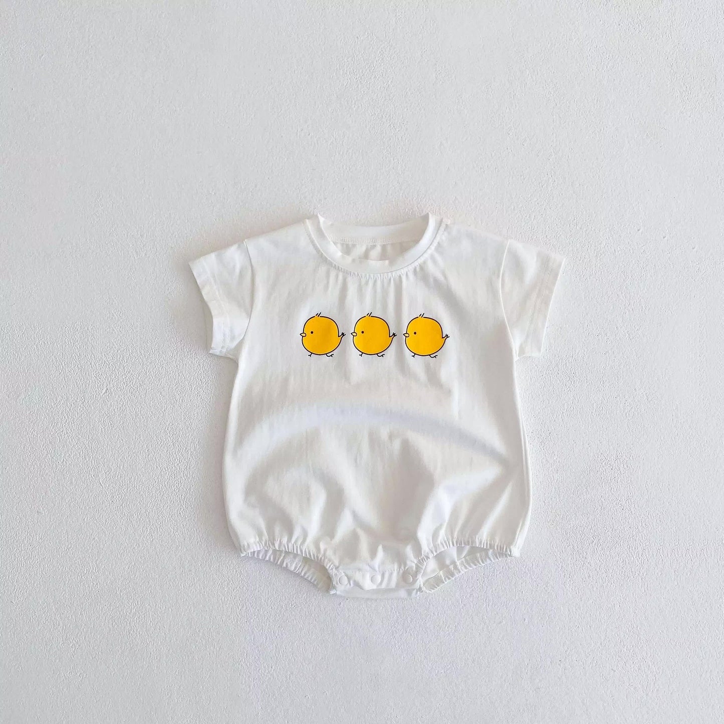 White oversized baby and toddler Romper with 3 chicks, Baby summer clothes, Tee shirt, Gender Neutral