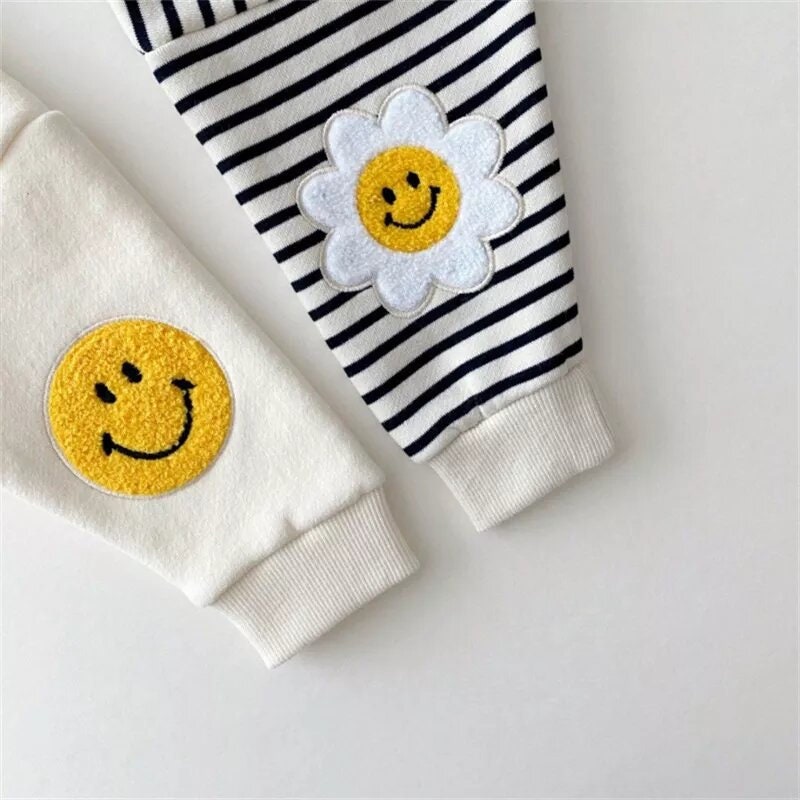 Warm and Cozy Sweater for Toddler and Kids, Smiley Face Sweatshirt for 1- 3 years old Little Ones