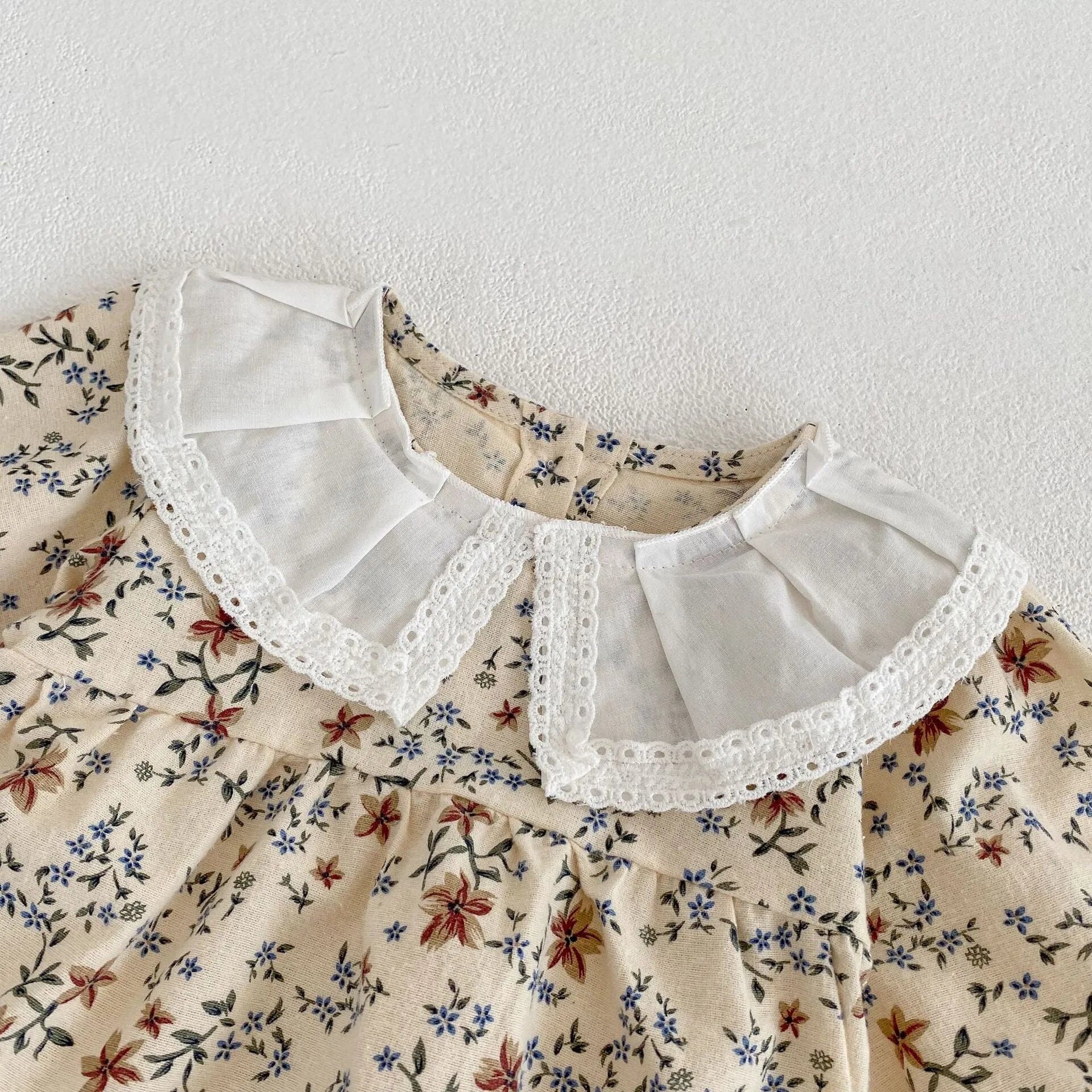 Baby Girl Spring Vintage Floral Bodysuit Kids Lace Hollow Out Peter Pan Collar Cotton Jumpsuit, Romper