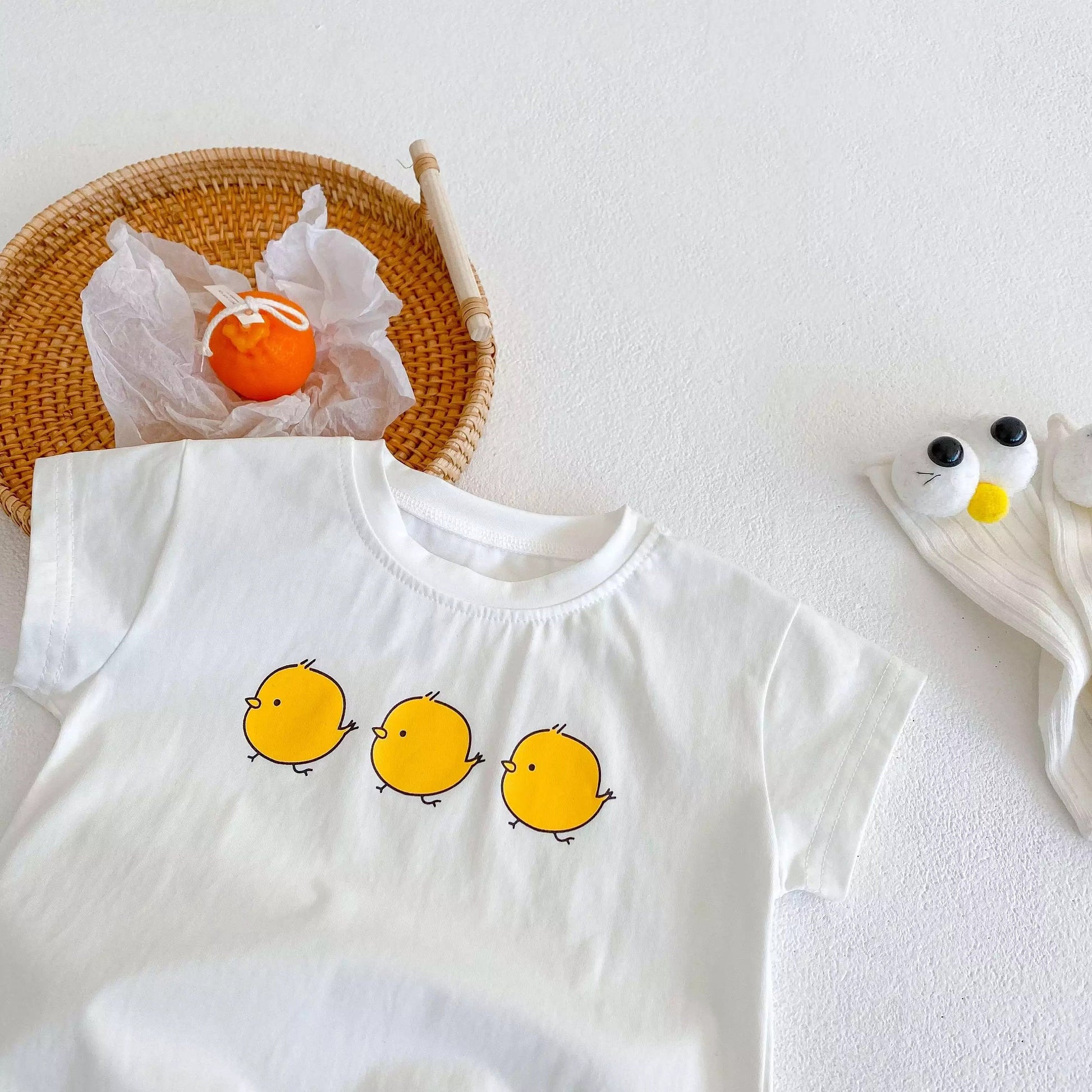 White oversized baby and toddler Romper with 3 chicks, Baby summer clothes, Tee shirt, Gender Neutral