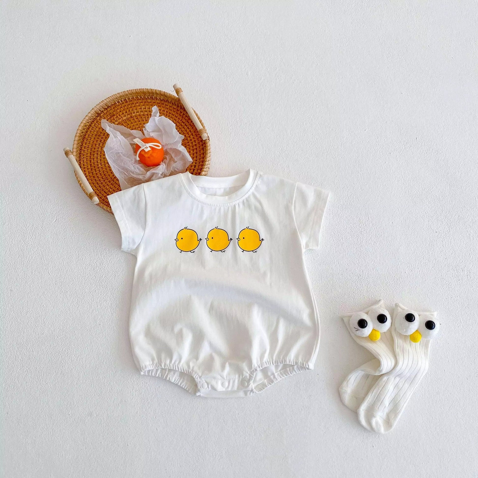 White oversized baby and toddler Romper with 3 chicks, Baby summer clothes, Tee shirt, Gender Neutral
