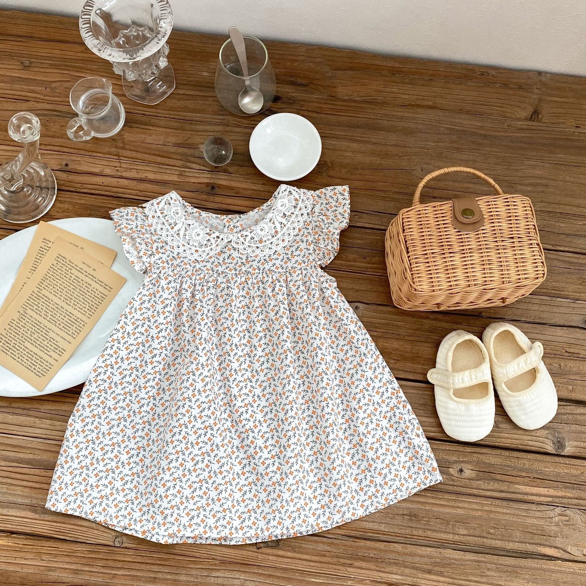 Baby girl floral cute sleeveless lace dress – Mammadova Shop