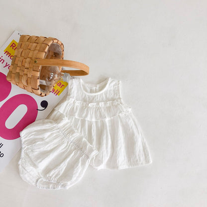 Summer baby girl two-piece suit, cotton sleeveless wooden ear top + lantern bread